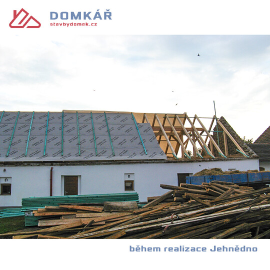rekonstrukce střechy JEHNĚDNO