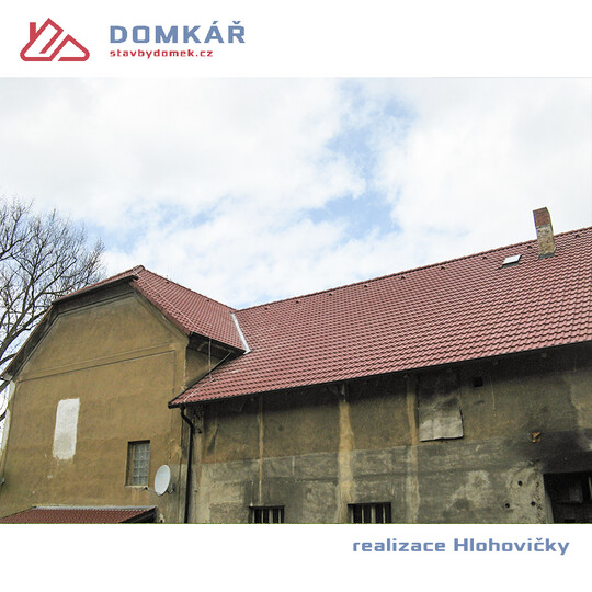 rekonstrukce střechy HLOHOVIČKY