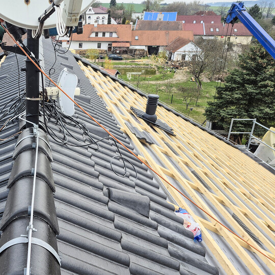 2025 | CHOTOVINY | Stříbrná alej | výměna střešní krytiny pro SVJ