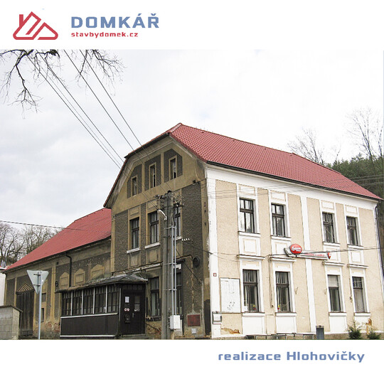 rekonstrukce střechy HLOHOVIČKY